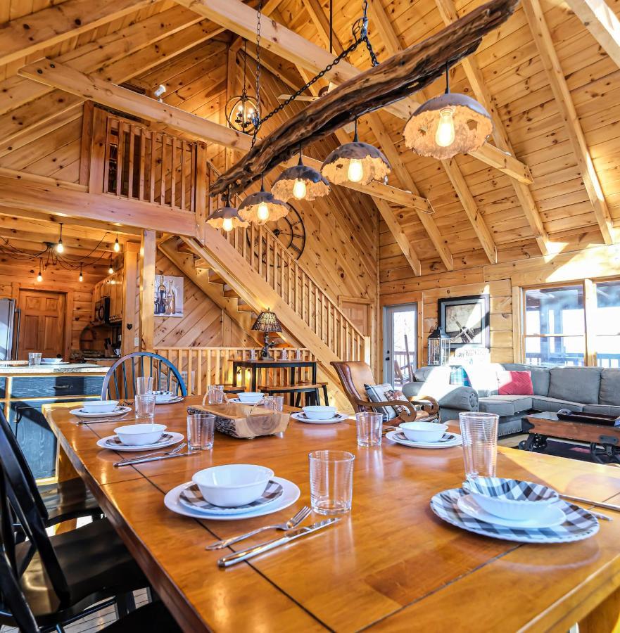Lazy Bear Lodge Gatlinburg Exterior photo